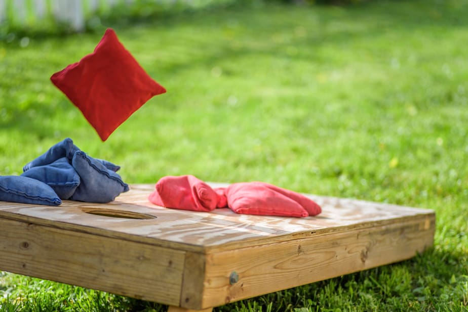 Cornhole-jeux-de-plein-air