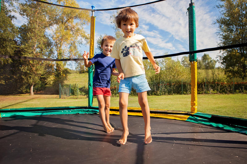 comparatif-trampoline-pour-enfant