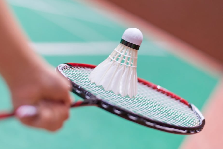 jeux-exterieur-adulte-badminton