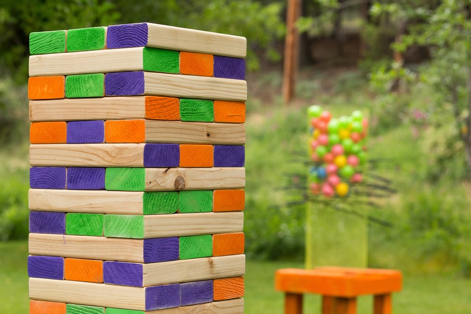 jeux-exterieur-adulte-jenga-géant