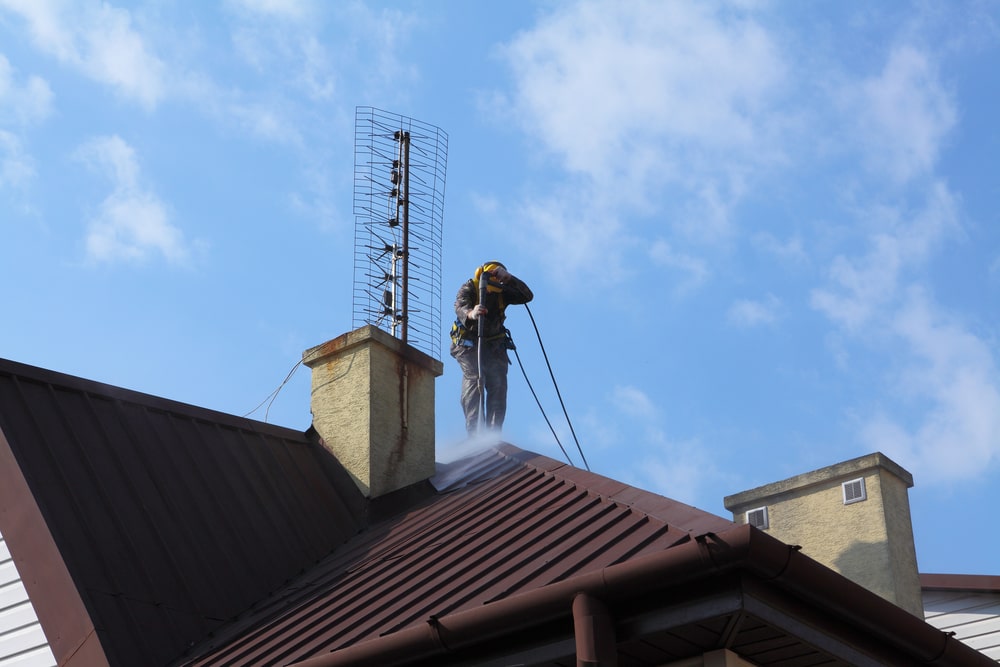 réparer-une-fuite-sur-la-toiture