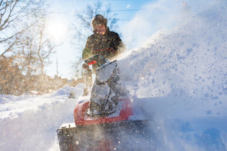 souffleuse-à-neige-électrique-et-thermique